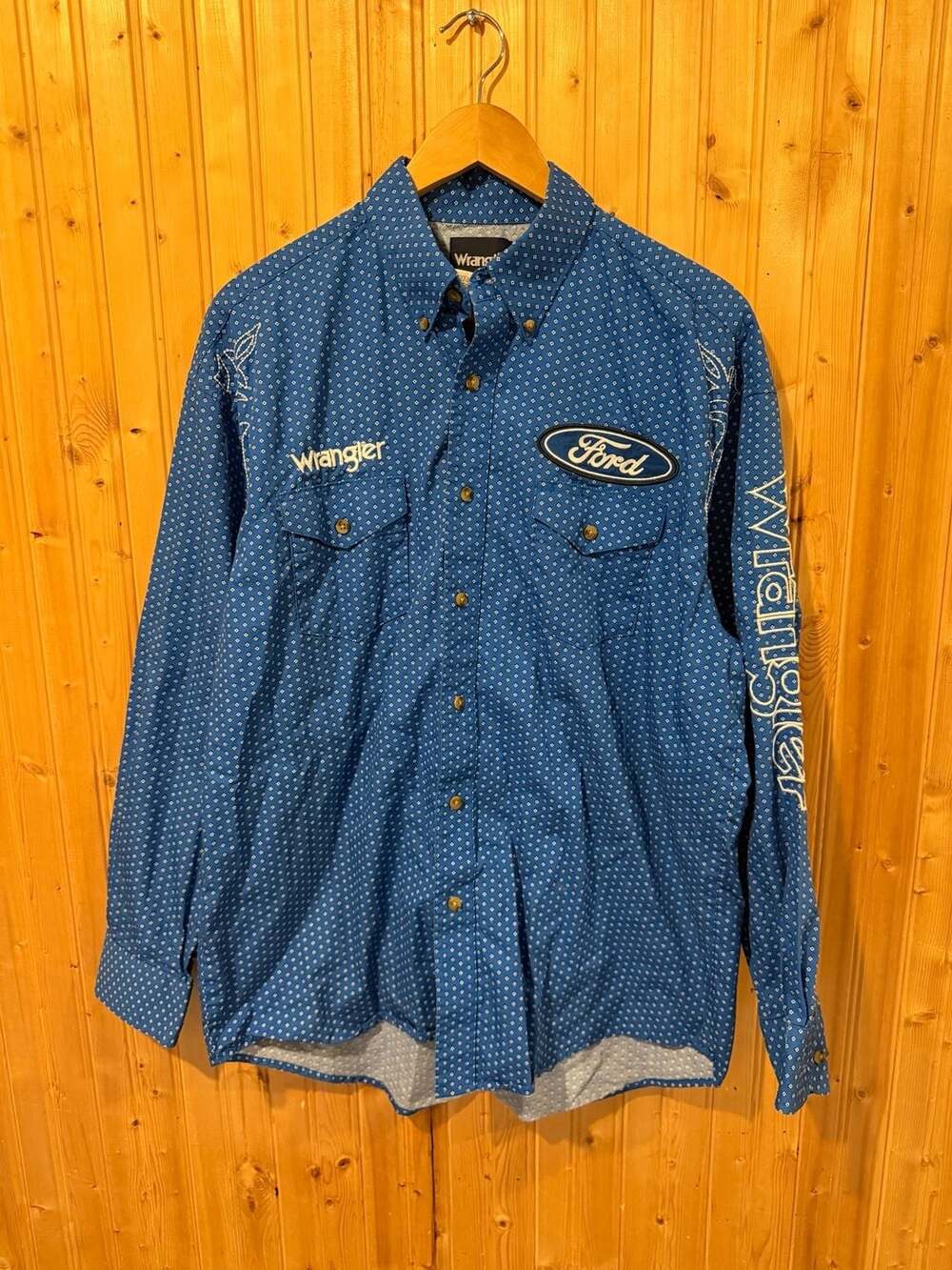 Wrangler x Ford Motorsports Men's Long Sleeve Western Button Down Shirt MP2339B